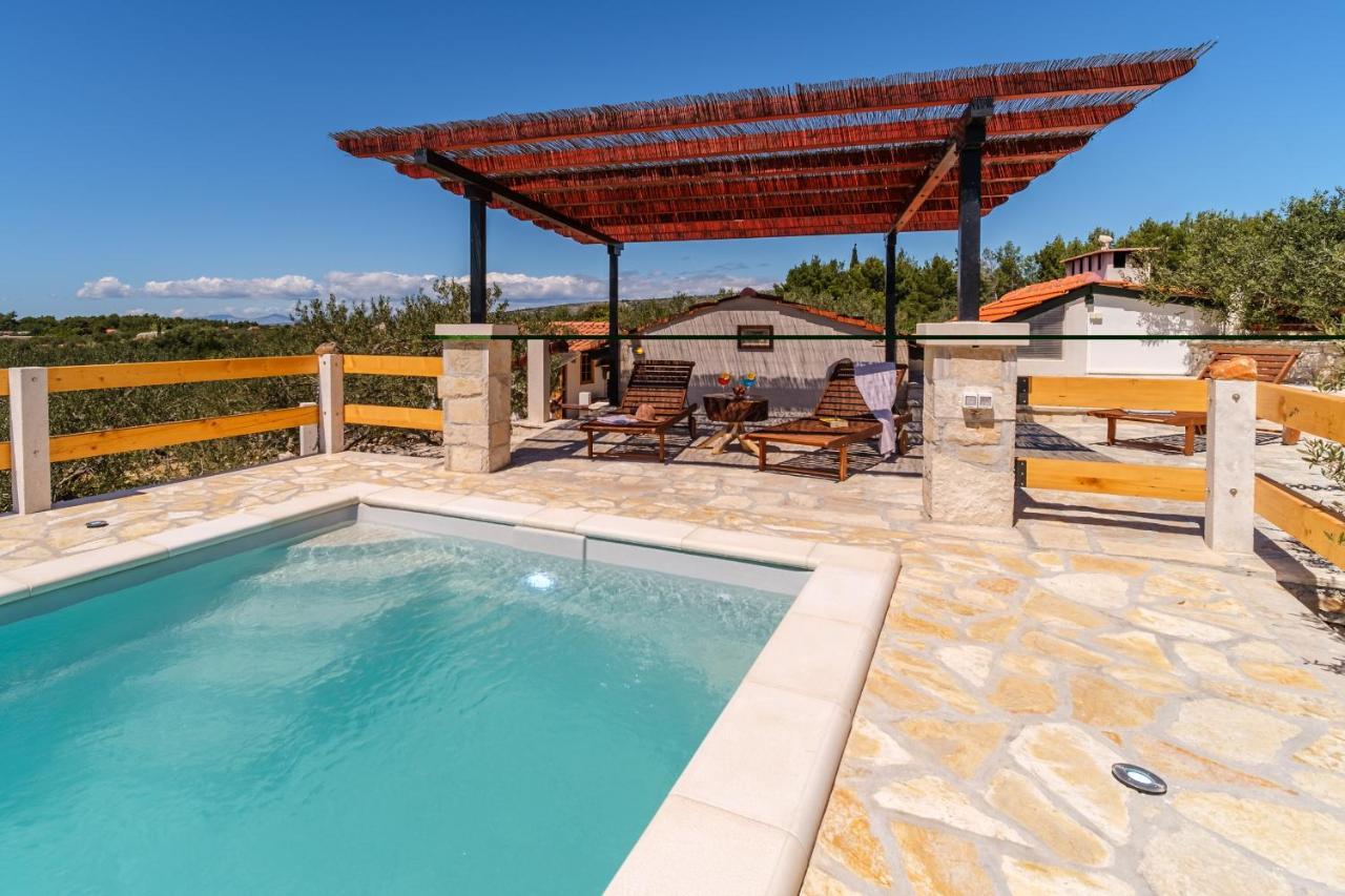 Holiday Home Maslinada Milna  Εξωτερικό φωτογραφία