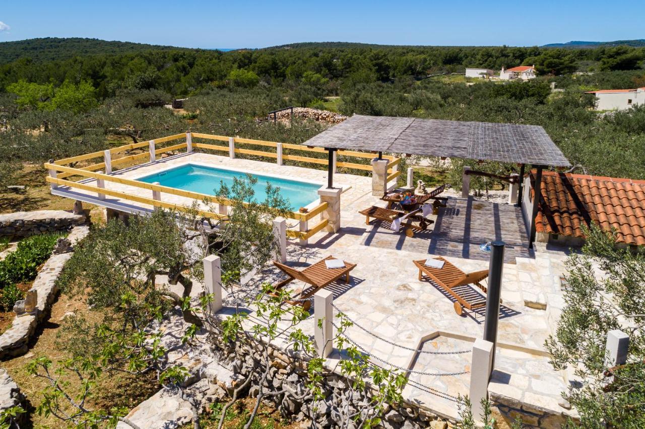 Holiday Home Maslinada Milna  Εξωτερικό φωτογραφία