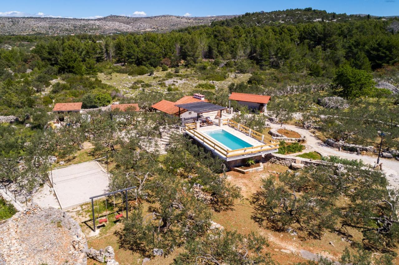 Holiday Home Maslinada Milna  Εξωτερικό φωτογραφία