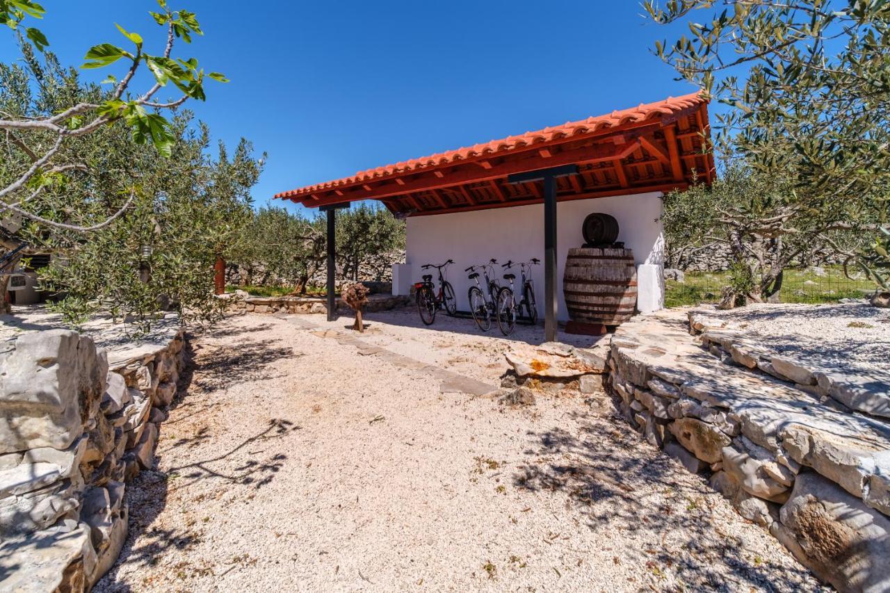 Holiday Home Maslinada Milna  Εξωτερικό φωτογραφία