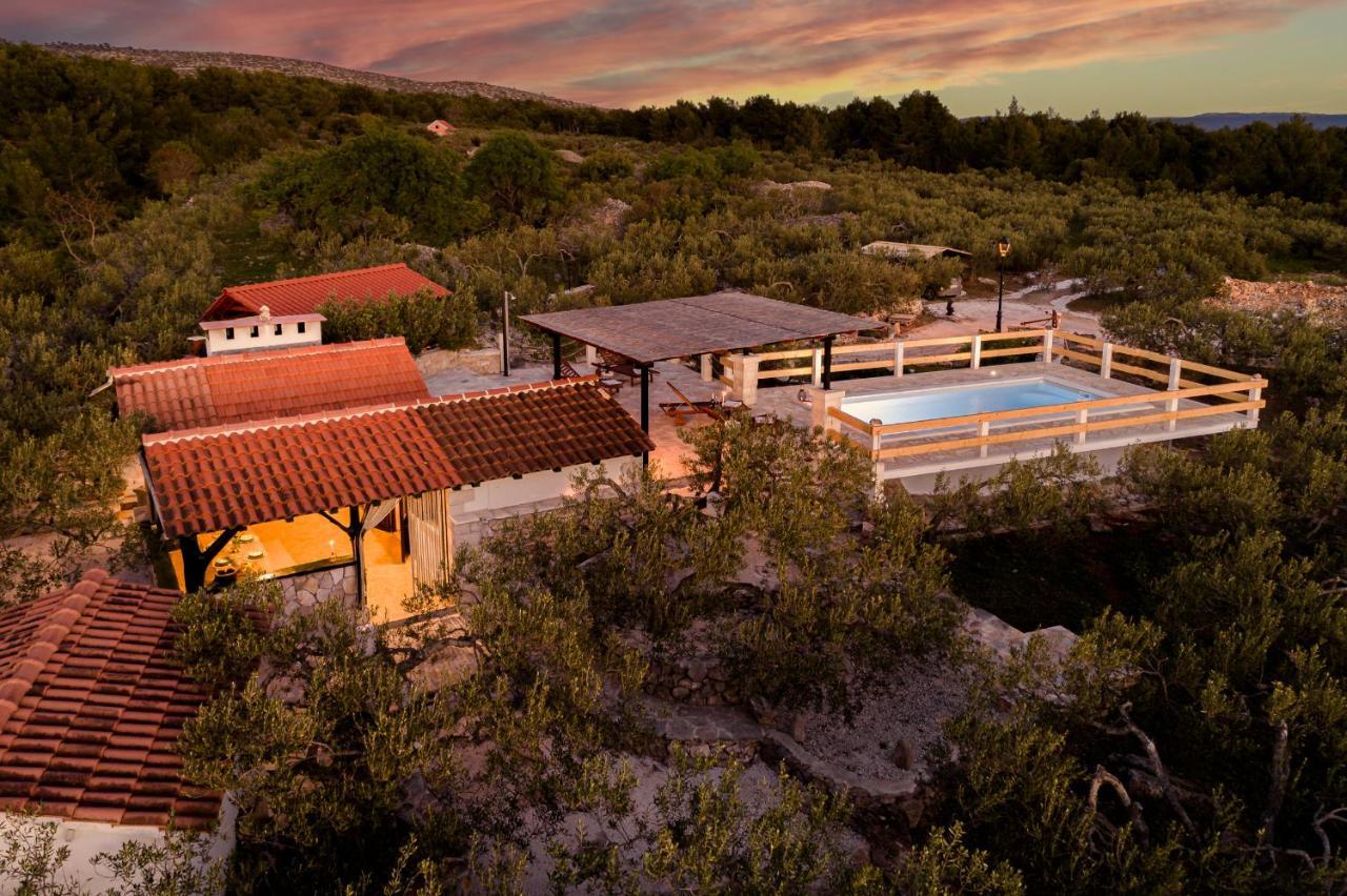 Holiday Home Maslinada Milna  Εξωτερικό φωτογραφία