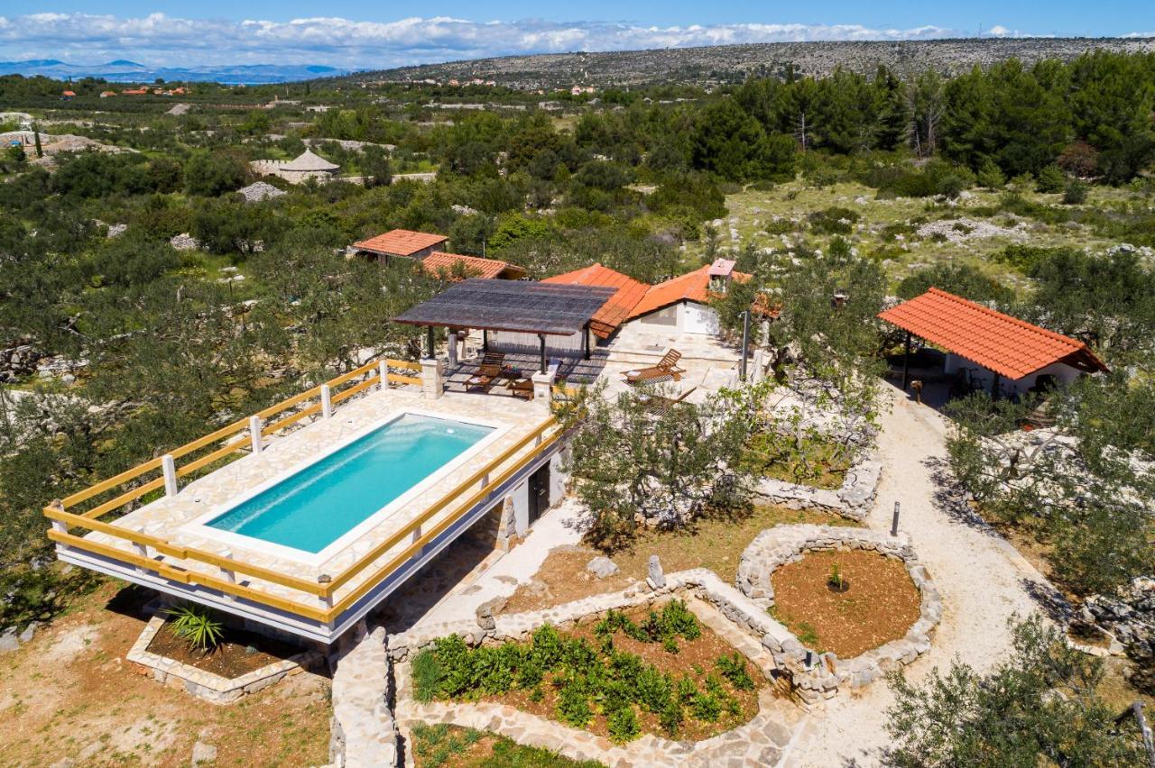 Holiday Home Maslinada Milna  Εξωτερικό φωτογραφία