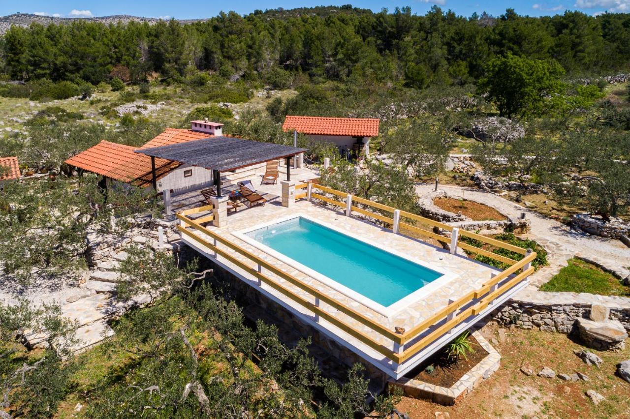 Holiday Home Maslinada Milna  Εξωτερικό φωτογραφία